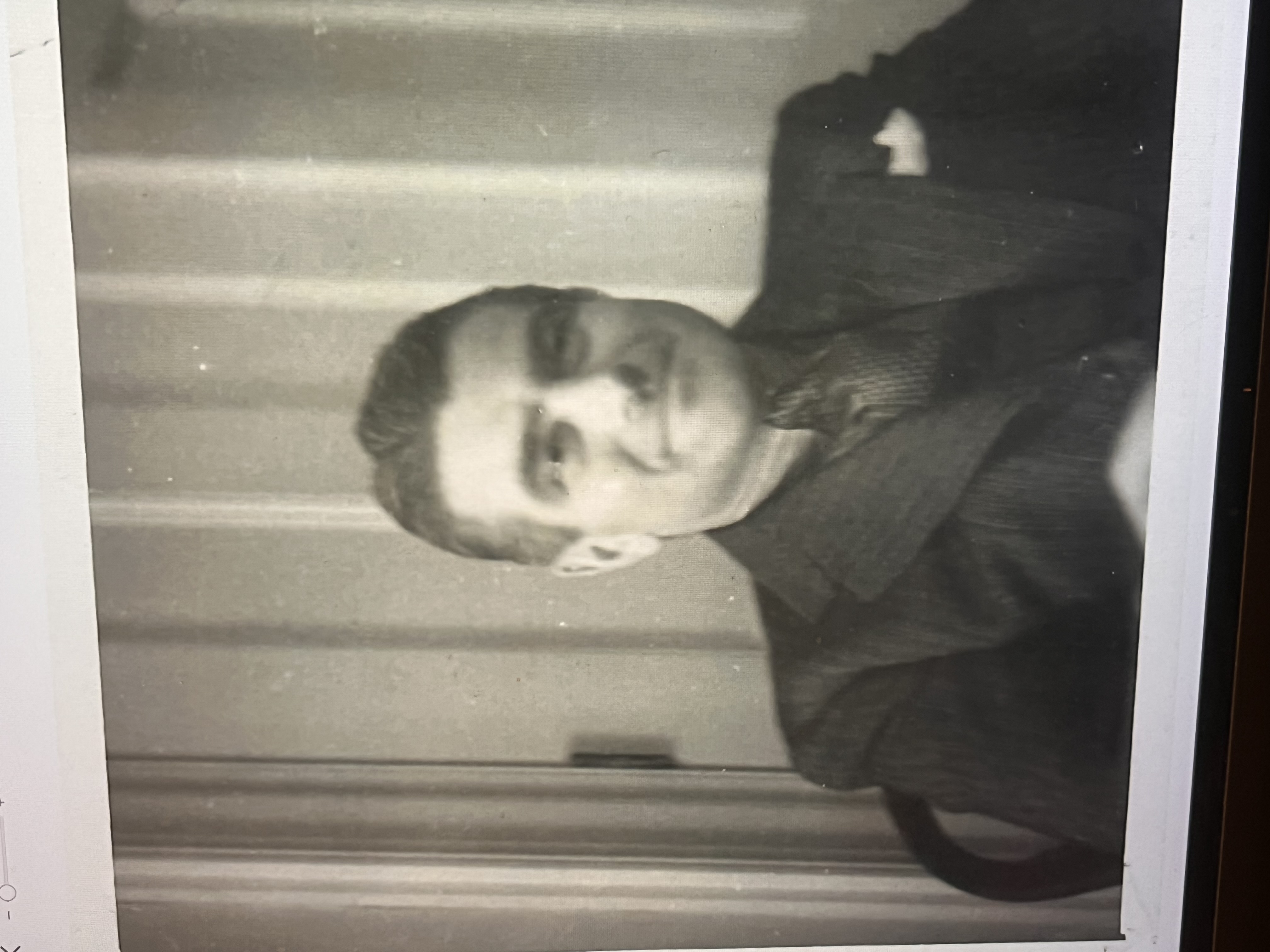 Beal, Harry — photograph